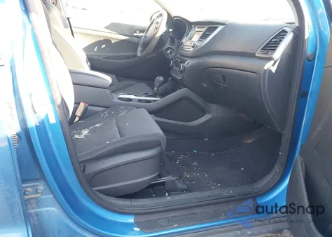 2017 Hyundai Tucson Se z USA, uszkodzony, nr VIN KM8J23A45HU575826